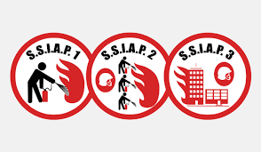 Certification SSIAP Devenir agent de sécurité en France demande un engagement sérieux et un parcours de formation rigoureux. À travers des certifications et des formations spécialisées, les futurs agents acquièrent les compétences indispensables pour assurer la protection des biens et des personnes dans différents contextes. Chez Alpha Sécurité Privée, nous mettons un point d'honneur à recruter des agents qualifiés et à les accompagner tout au long de leur carrière !